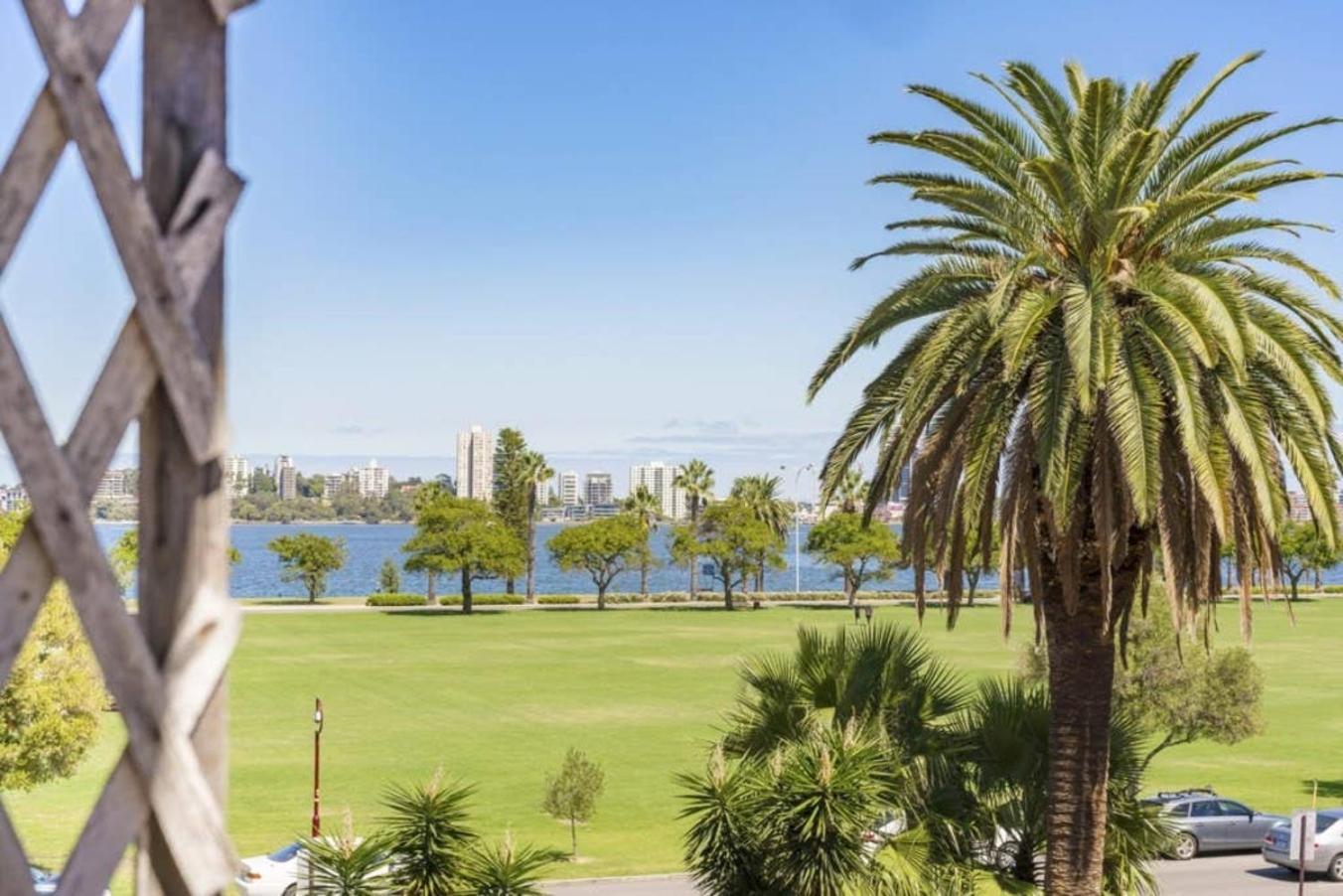 30 Foreshore Fun Swan River 1Brparking Apartment Perth Bagian luar foto